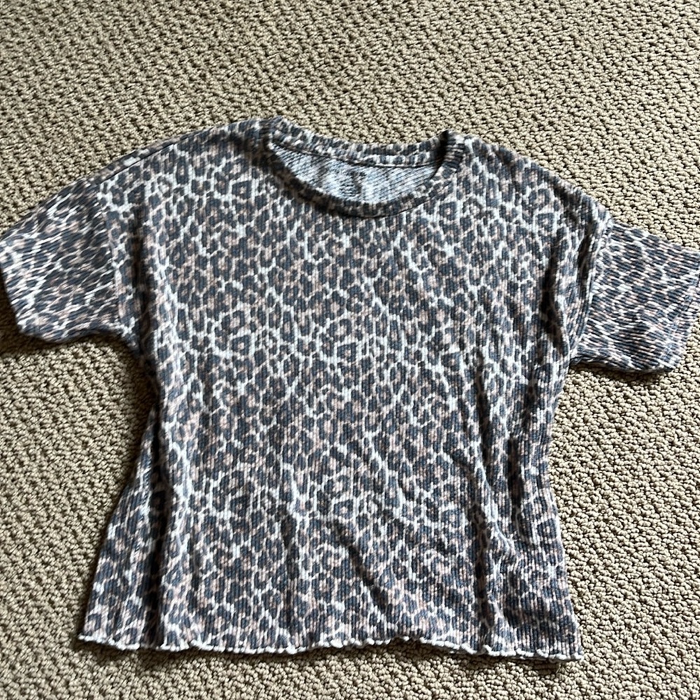 American eagle leopard tee